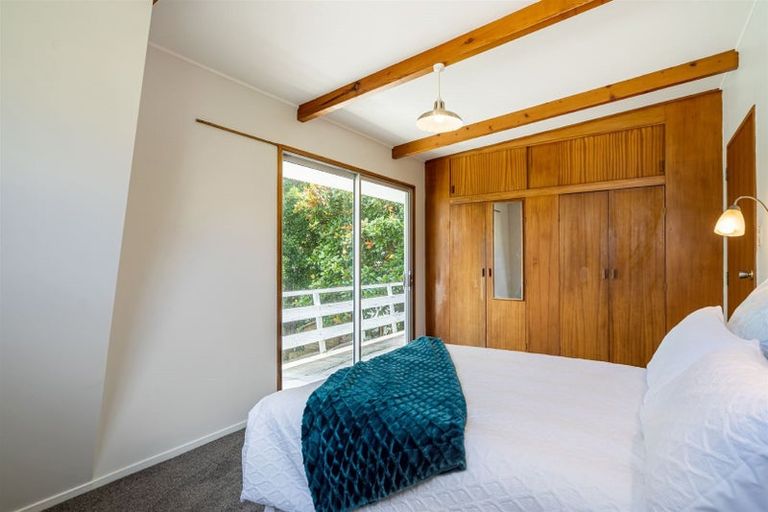 Photo of property in 2/35a Rangatira Road, Beach Haven, Auckland, 0626
