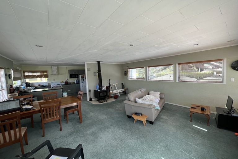 Photo of property in 56 Cochrane Avenue, Arkles Bay, Whangaparaoa, 0932