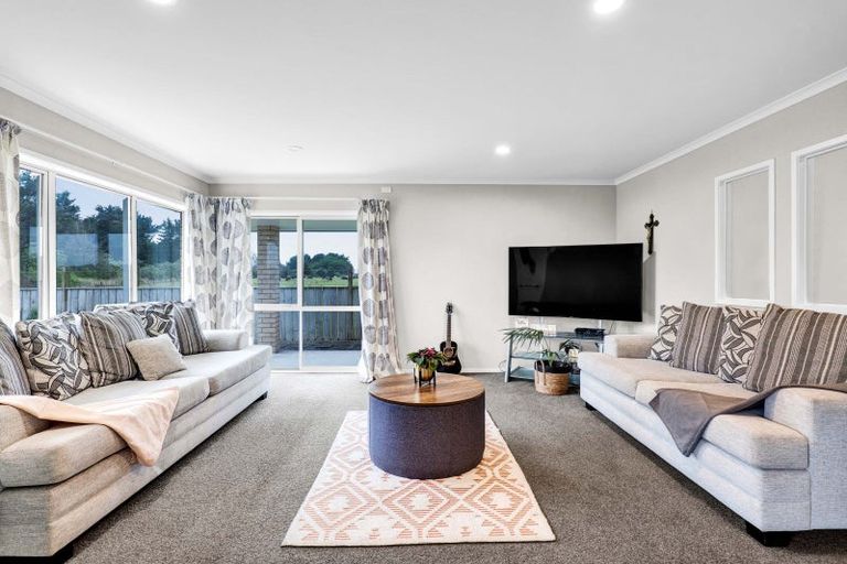 Photo of property in 16 Ryder Drive, Waiwhakaiho, New Plymouth, 4312