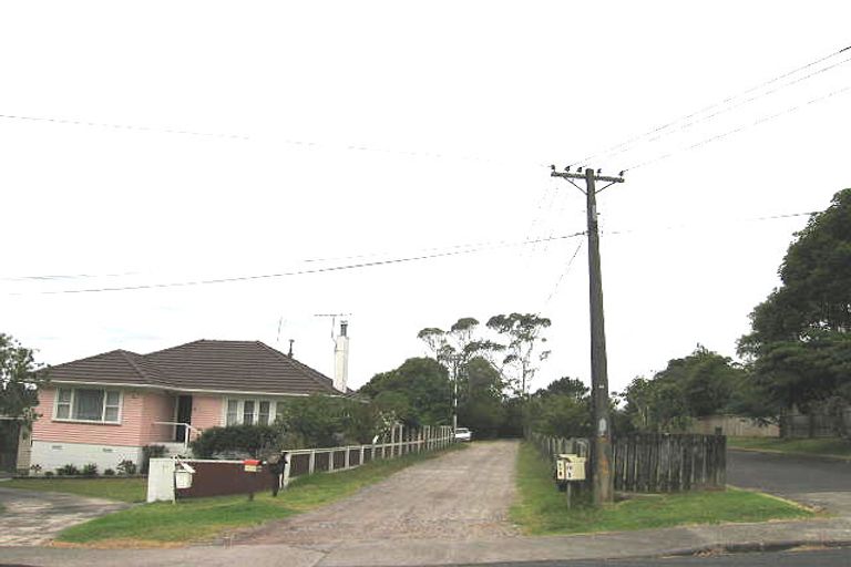 Photo of property in 2/59a Salisbury Road, Birkdale, Auckland, 0626