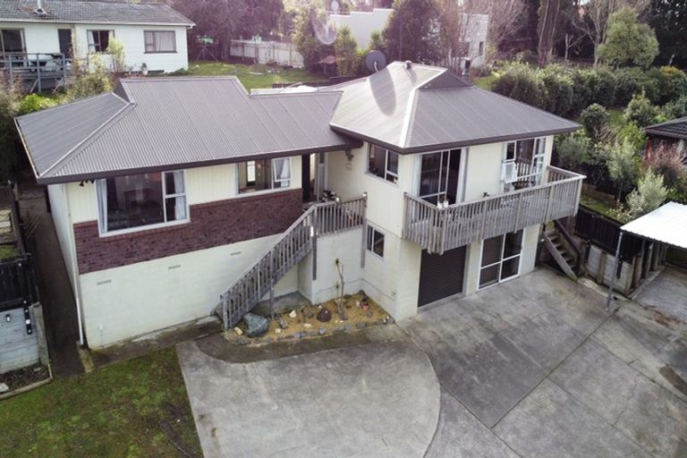 Photo of property in 10 Leeton Drive, Waipukurau, 4200