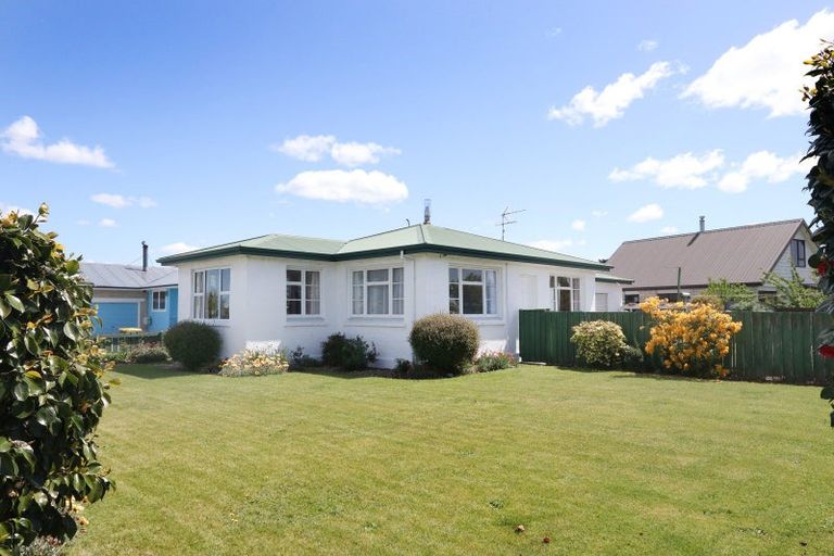 Photo of property in 146 Mcmurdo Street, Tinwald, Ashburton, 7700