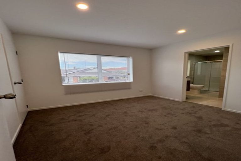 Photo of property in 9 Sheralee Place, Bucklands Beach, Auckland, 2014