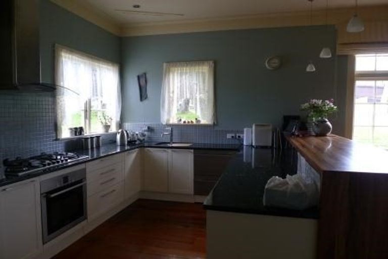 Photo of property in 3 Monowai Road, Johnsonville, Wellington, 6037