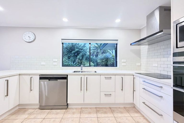 Photo of property in 178 Whitford Road, Somerville, Auckland, 2014