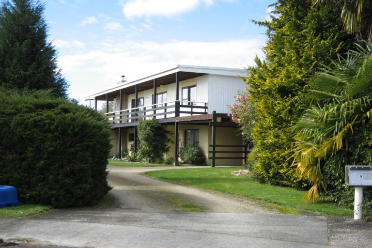 Photo of property in 9 Norman Bensemann Place, Takaka, 7110