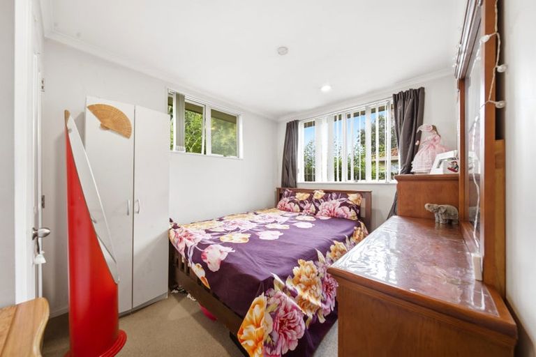 Photo of property in 99c Settlement Road, Papakura, 2110