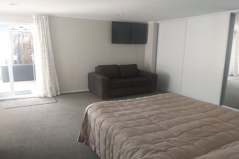 Photo of property in 25 Beulah Avenue, Rothesay Bay, Auckland, 0630