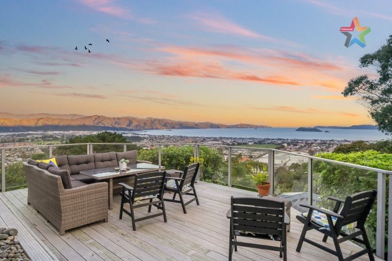 Photo of property in 7 Chestnut Grove, Maungaraki, Lower Hutt, 5010