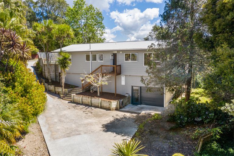 Photo of property in 60 Alexander Avenue, Torbay, Auckland, 0630