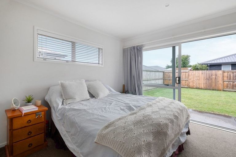 Photo of property in 22 Oka Street, Papamoa Beach, Papamoa, 3118