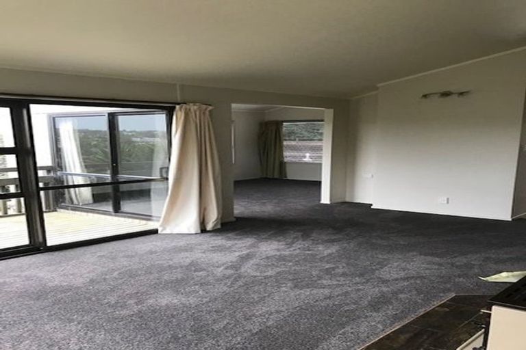 Photo of property in 38 Tree View Avenue, Glenfield, Auckland, 0629