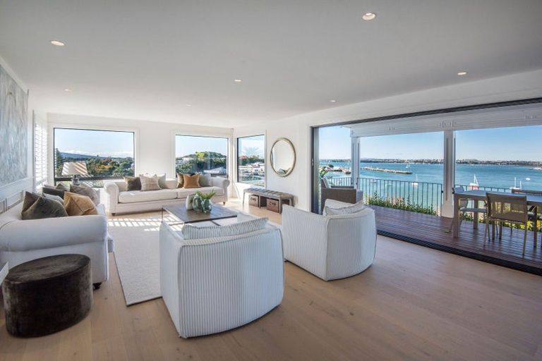 Photo of property in 31a Stanley Point Road, Stanley Point, Auckland, 0624