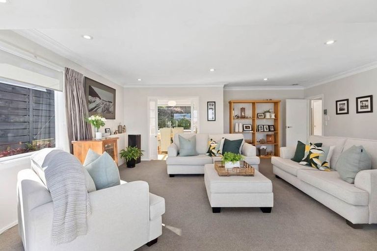 Photo of property in 14 Norman Road, Hauraki, Auckland, 0622