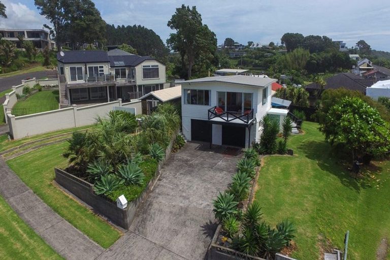 Photo of property in 4 Shearer Drive, Oakura, 4314