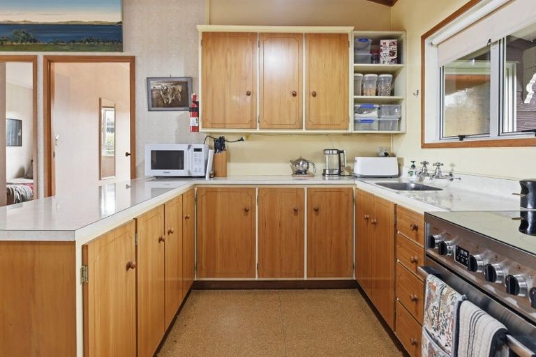 Photo of property in 10 Nisbet Terrace, Kinloch, Taupo, 3377
