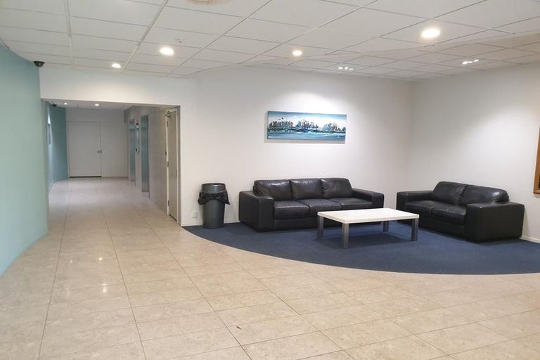 Photo of property in Terrace Tower Apartments, 2b/126 The Terrace, Wellington Central, Wellington, 6011