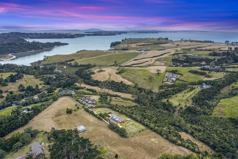 Photo of property in 80 Okura River Road, Okura, Albany, 0792