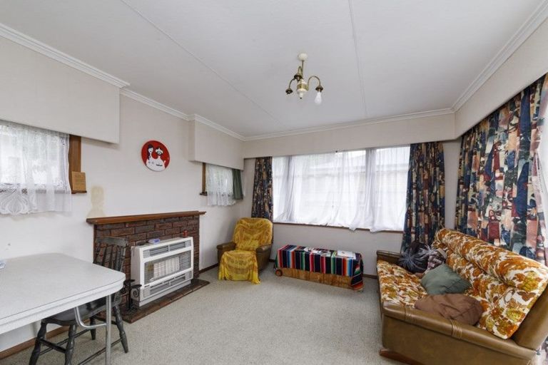 Photo of property in 25 Vernon Avenue, Takaro, Palmerston North, 4412