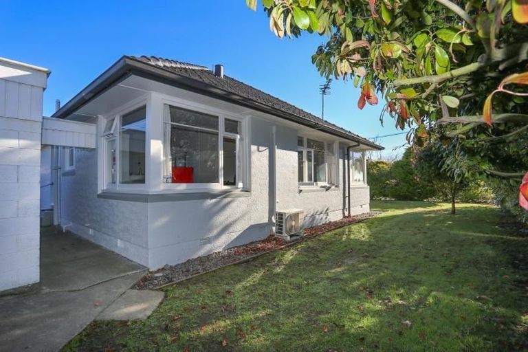 Photo of property in 135 Maidstone Road, Ilam, Christchurch, 8041