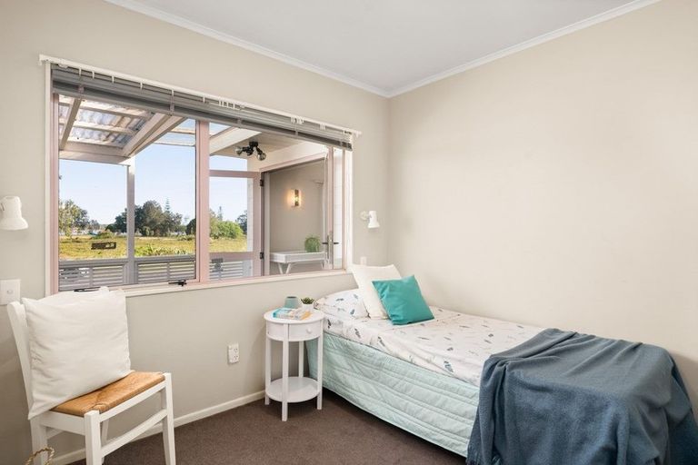 Photo of property in 74 Esmeralda Street, Welcome Bay, Tauranga, 3112