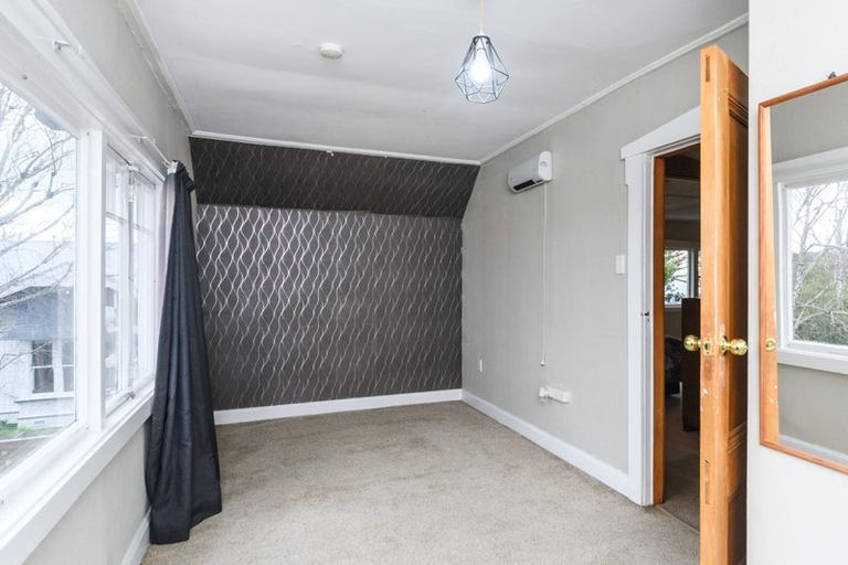 Photo of property in 151 Ruahine Street, Roslyn, Palmerston North, 4414