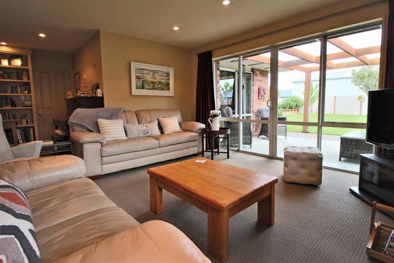 Photo of property in 15 Boundary Road, Alexandra, 9320