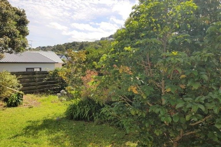 Photo of property in 32b Transom Close, Whitby, Porirua, 5024