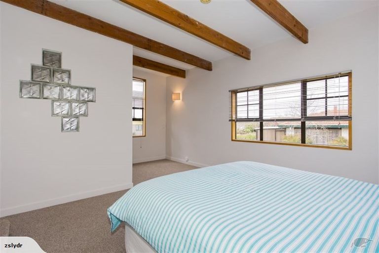 Photo of property in 7 Prudhoe Lane, Northcote, Christchurch, 8052