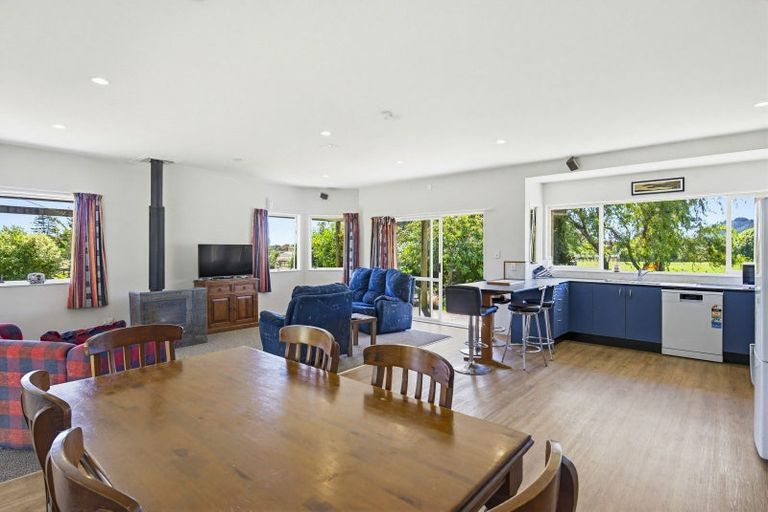Photo of property in 63 South Manakau Road, Manakau, Otaki, 5583