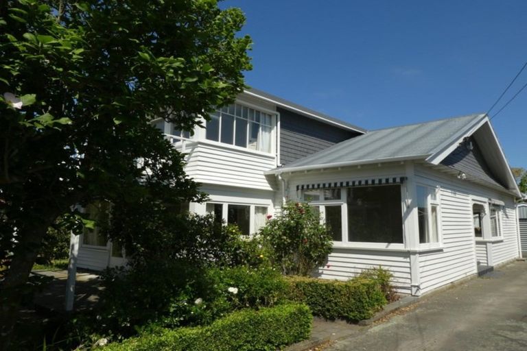 Photo of property in 35 Weka Street, Fendalton, Christchurch, 8041
