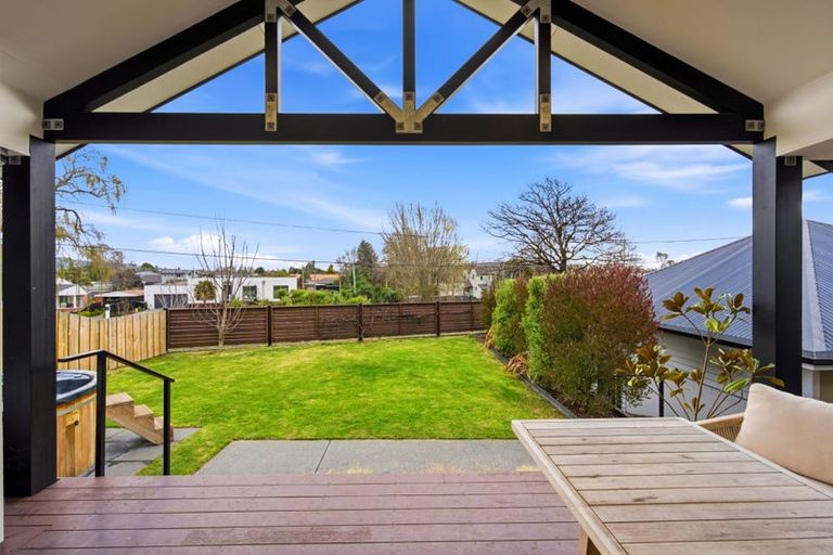 Photo of property in 205 Fifield Terrace, Opawa, Christchurch, 8023