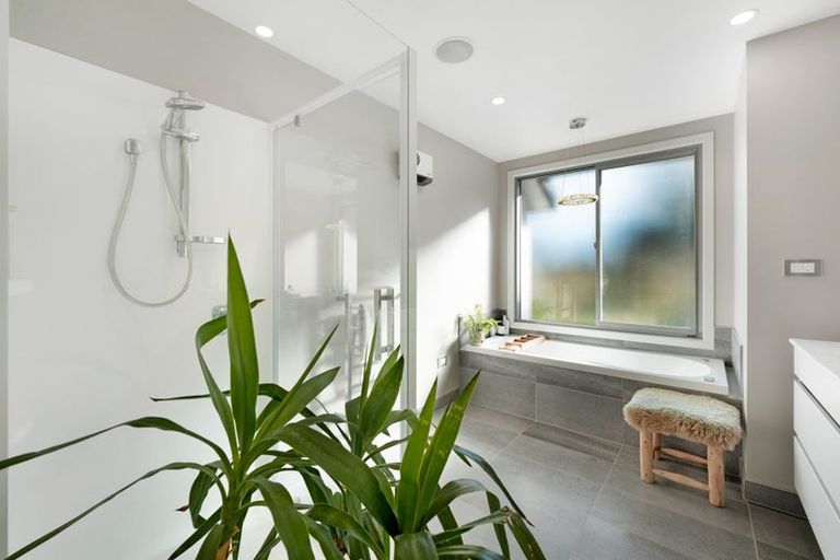 Photo of property in 21 Talbot Street, East Gore, Gore, 9710