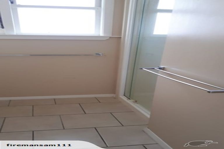 Photo of property in 17 Runuku Grove, Turangi, 3334