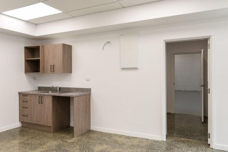 Photo of property in 1a Glenelg Street, Bradford, Dunedin, 9011