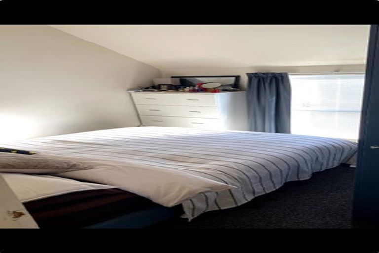 Photo of property in 327 Barbadoes Street, Christchurch Central, Christchurch, 8011