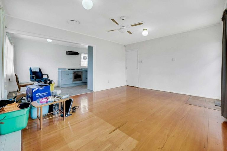 Photo of property in 27 Kairanga Street, Mangere East, Auckland, 2024