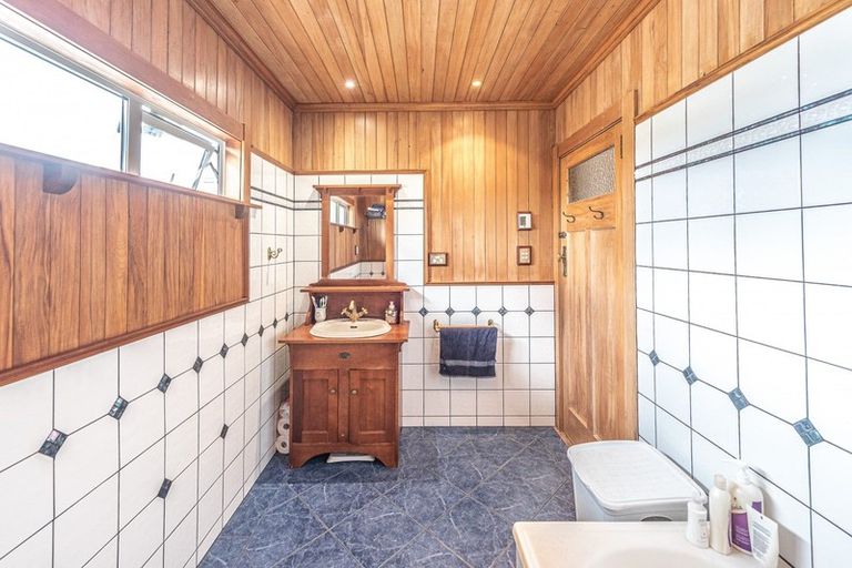 Photo of property in 40 Caius Avenue, Gonville, Whanganui, 4501