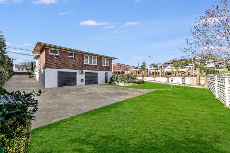 Photo of property in 99 Beerescourt Road, Beerescourt, Hamilton, 3200