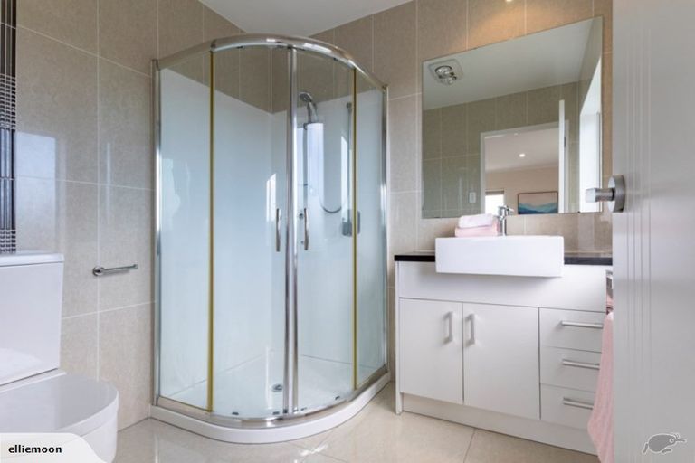 Photo of property in 1 Cumulus Way, Ranui, Auckland, 0612