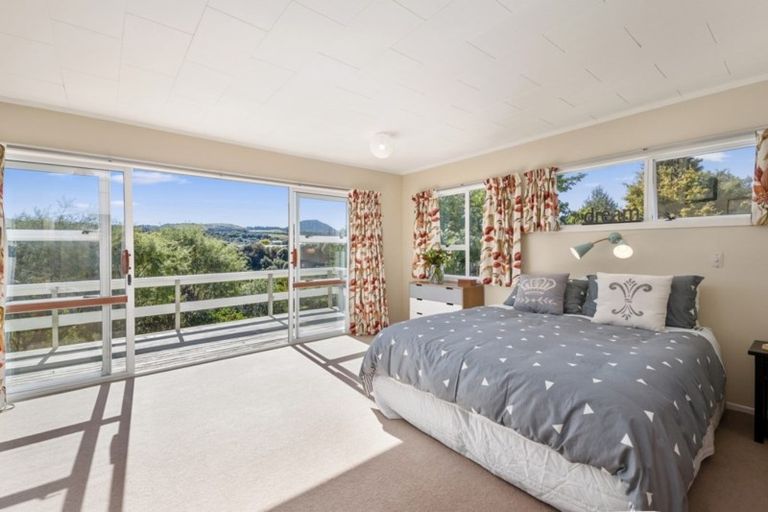 Photo of property in 21 Ogilvie Road, Kinloch, Taupo, 3377