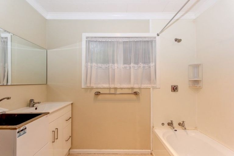 Photo of property in 2/44 Blagdon Road, Blagdon, New Plymouth, 4310