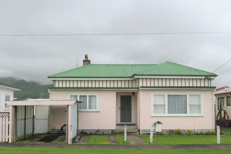 Photo of property in 7 Bradley Street, Paeroa, 3600