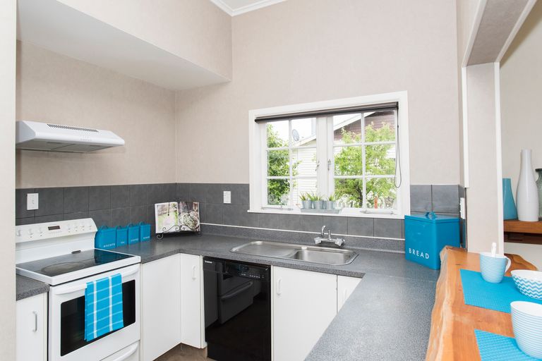 Photo of property in 121 Iranui Road, Inner Kaiti, Gisborne, 4010