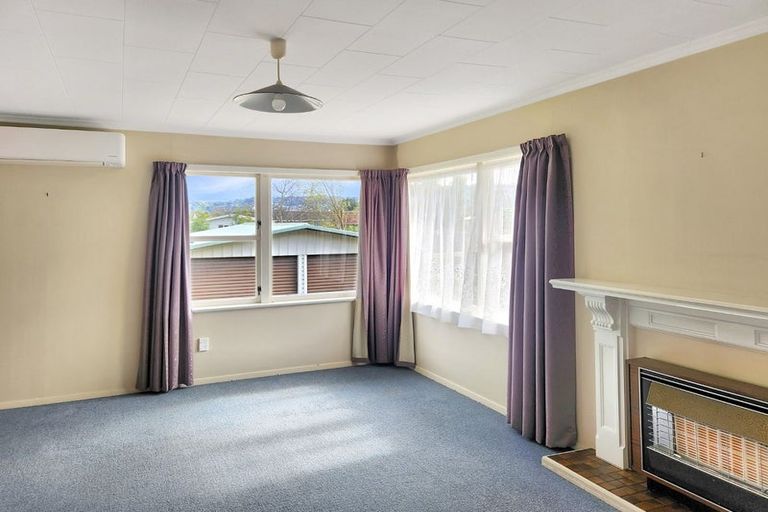Photo of property in 32 Parnell Street, Fairfield, Lower Hutt, 5011