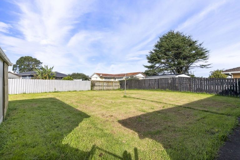 Photo of property in 35 Garus Avenue, Mangere East, Auckland, 2024