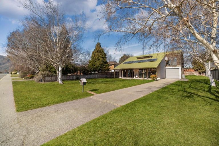 Photo of property in 108 Neplusultra Street, Cromwell, 9310