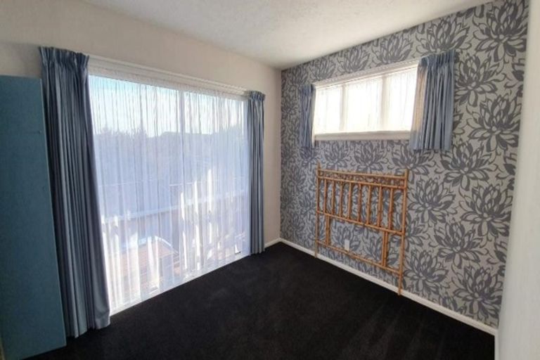Photo of property in 17 Alpine View Lane, Parklands, Christchurch, 8083