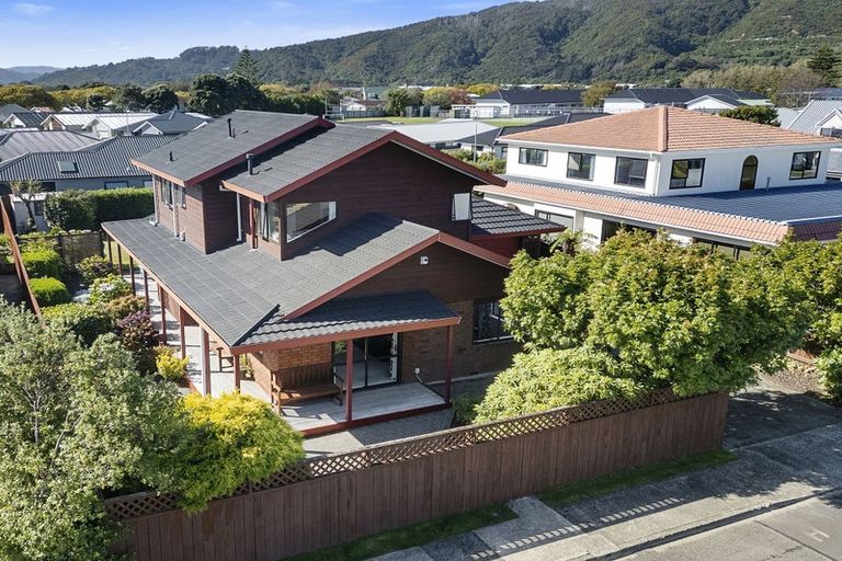 Photo of property in 28 De Menech Grove, Avalon, Lower Hutt, 5011