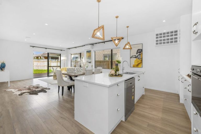 Photo of property in 25 Kawa Drive, Flat Bush, Auckland, 2019